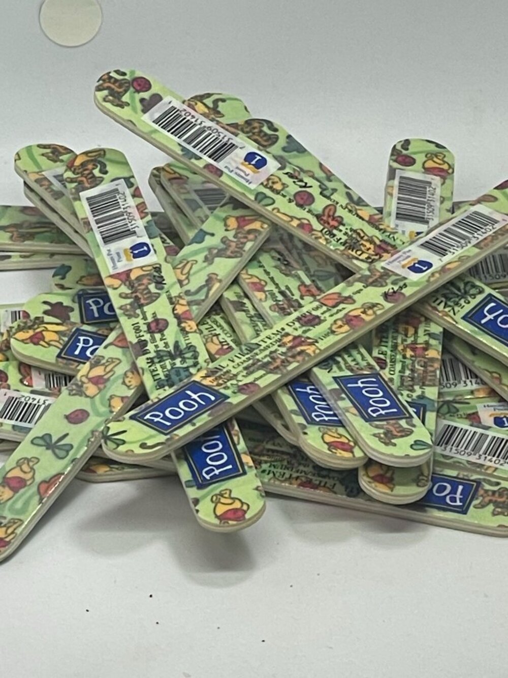 Disney Winnie The Pooh Design Nail Files-Coarse/Medium-100/180 Grit-Pack of 100